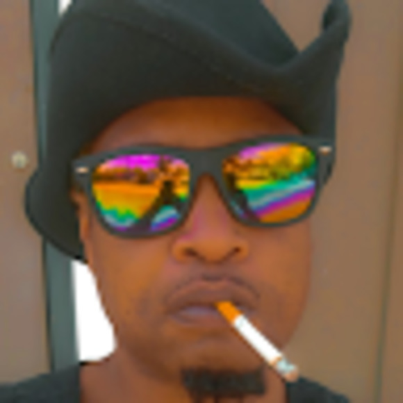 Meet your Posher, Daniel - Picture 1 of 1